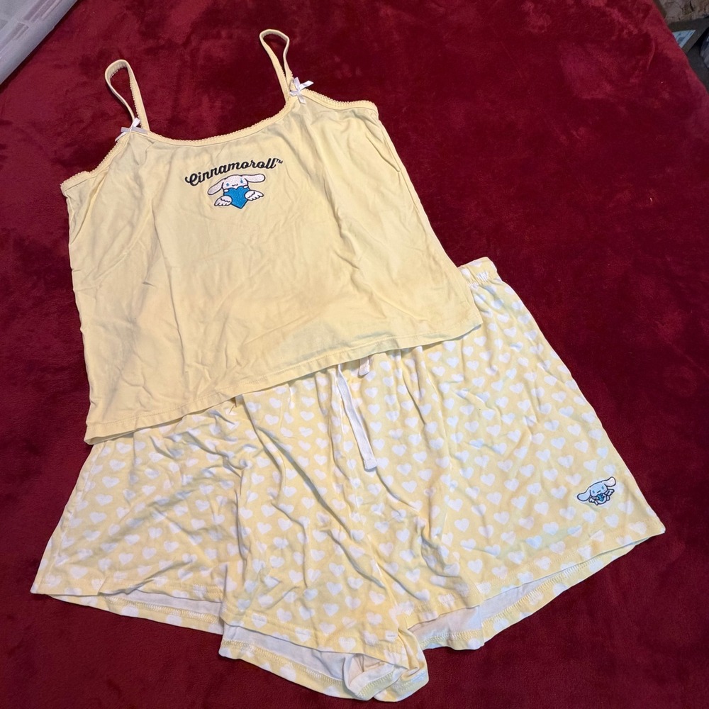 Forever 21 Plus Sanrio Cinnamoroll Pajama Set Yellow Heart Print 2X Loungewear‎